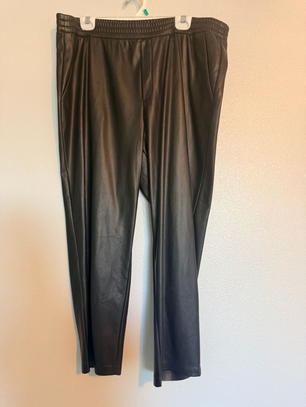 Banana Republic Vegan Faux Leather Pull On Pants Trousers Black Elastic Waist XL
